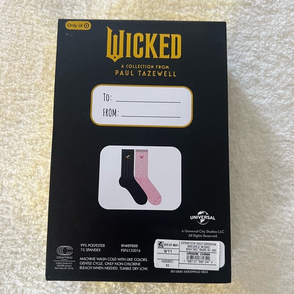 WICKED x Target Sock Set of 2 - NEW IN BOX FITS WOMENS 4-10 - Picture 5 of 5